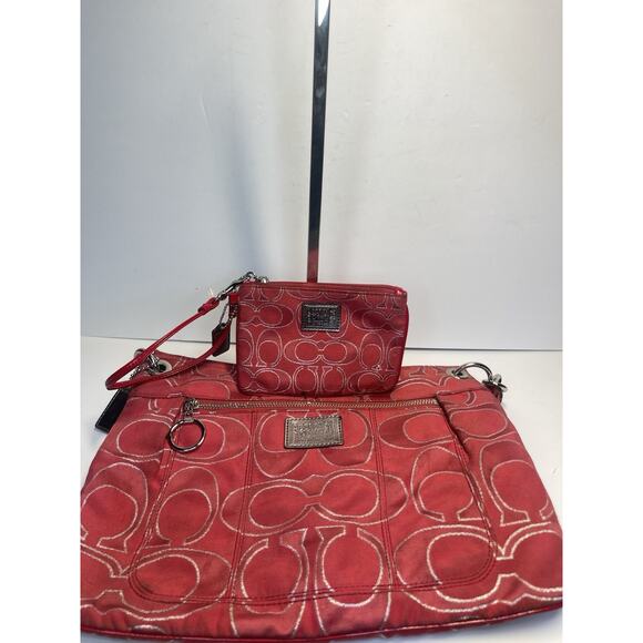 COACH Poppy 17890 RUBY RED Glam Tote Shoulder Purse Bag Gently Used - Picture 6 of 9